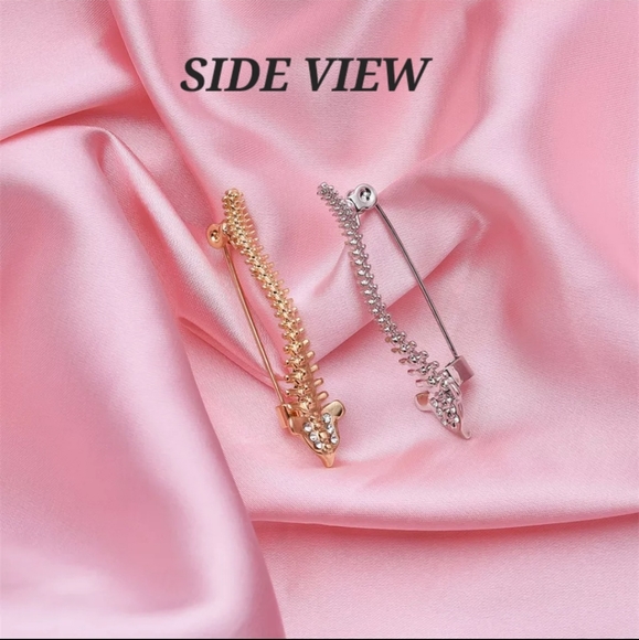 Metal Spine Brooch Pin - Picture 5 of 6